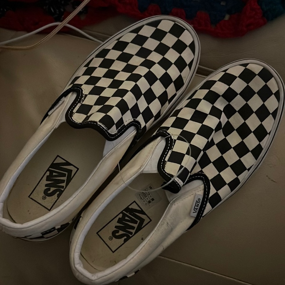 Vans checkerboard sneakers NWOT